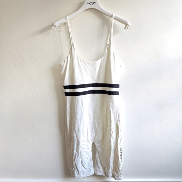 New Perfect Moment Seamless Stripe Snow White Fitness Suit/Skin Suit NWT Medium - Picture 9 of 14